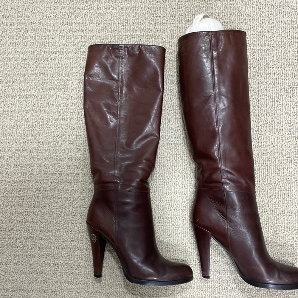 Beautiful Gucci high heeled boot brown size 36.5